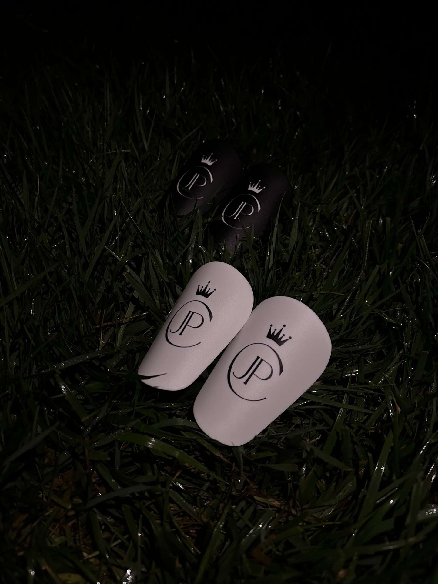 JP Performance Shin Guards: (Mini) Ultimate Protection for Football Players"